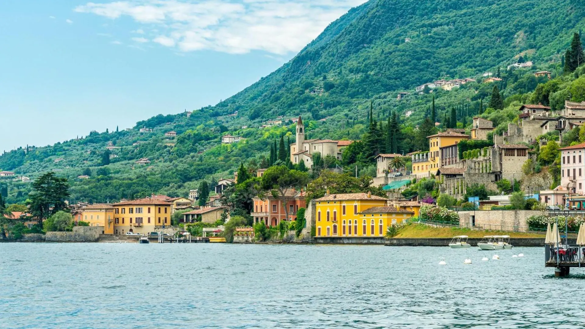 Liano Iris - Terrace & Parking Place - Happy Rentals Italy