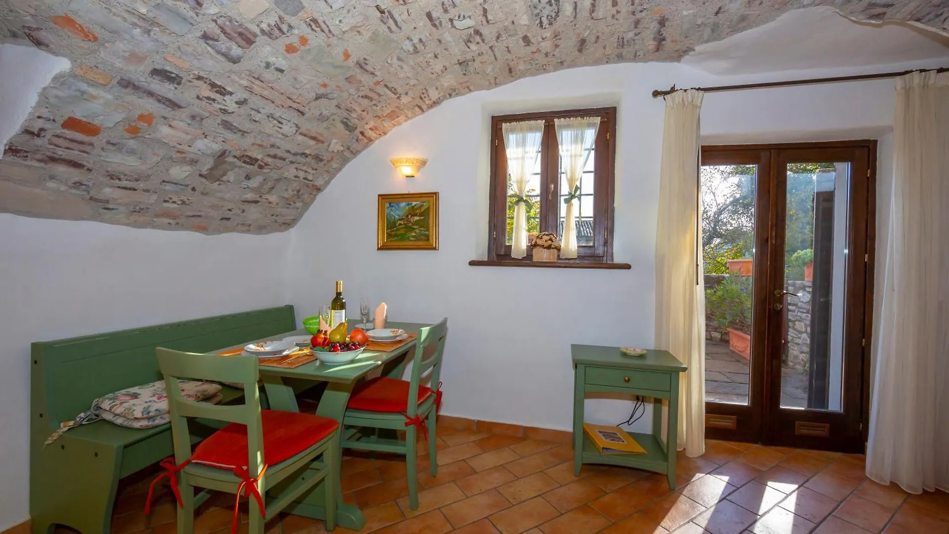 Liano Iris - Terrace & Parking Place - Happy Rentals Italy